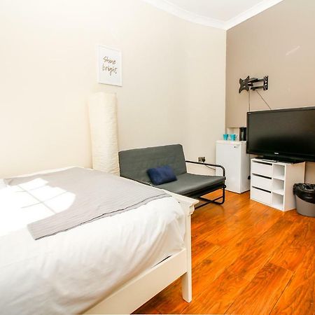 Private En-Suite Room @ Liverpool Street, Brick Ln London Exteriör bild